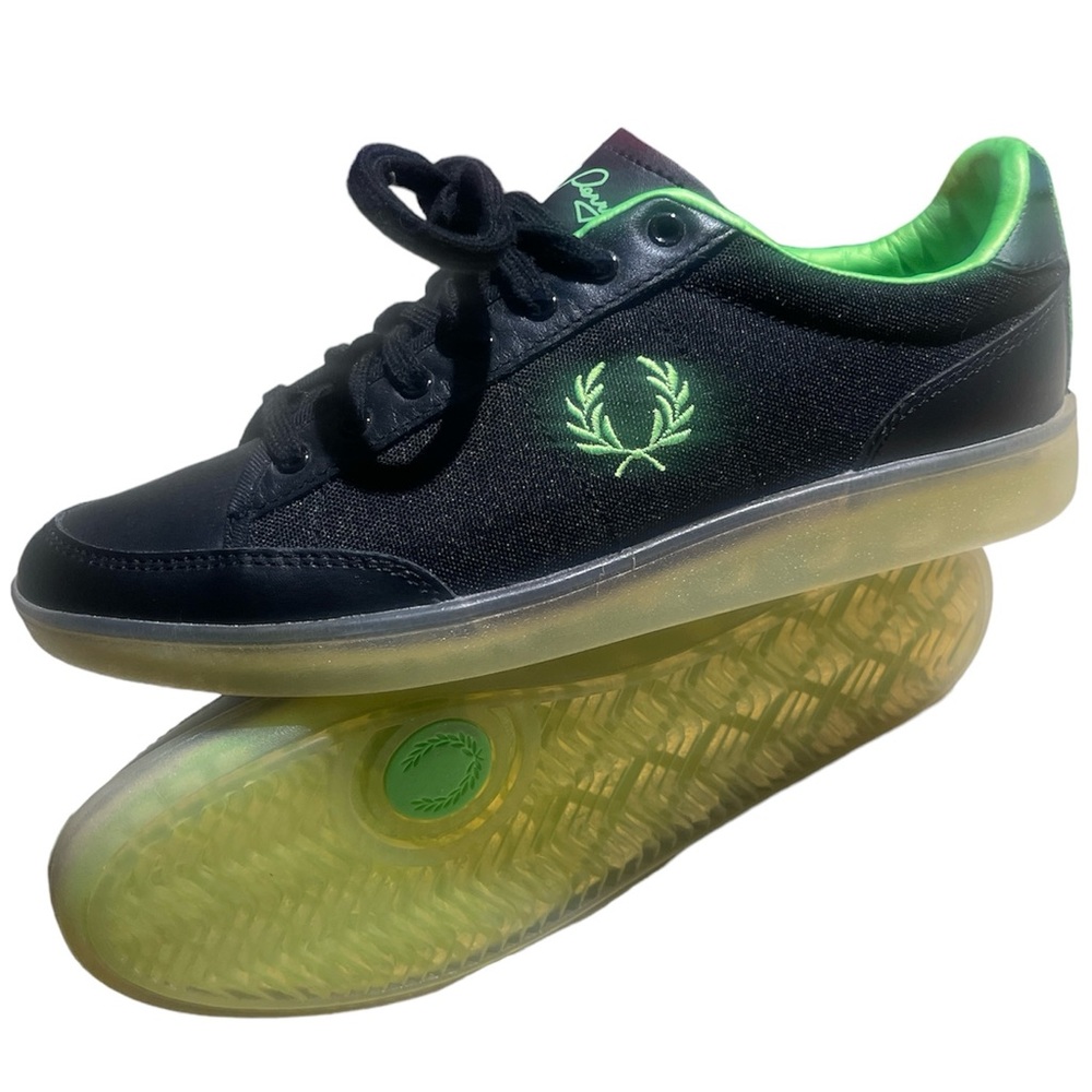 FRED PERRY Retro Tennis Sneakers Shoes B5260 102 Women’s Size 7